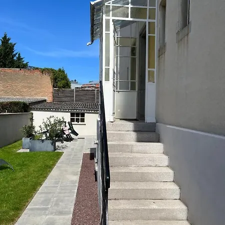 De Prestige Au Centre Climatise Avec Jardin Prive Apartamento *