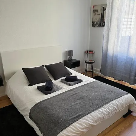 De Prestige Au Centre Climatise Avec Jardin Prive Apartamento *