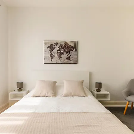 Lägenhet De Prestige Au Centre Climatise Avec Jardin Prive Colmar